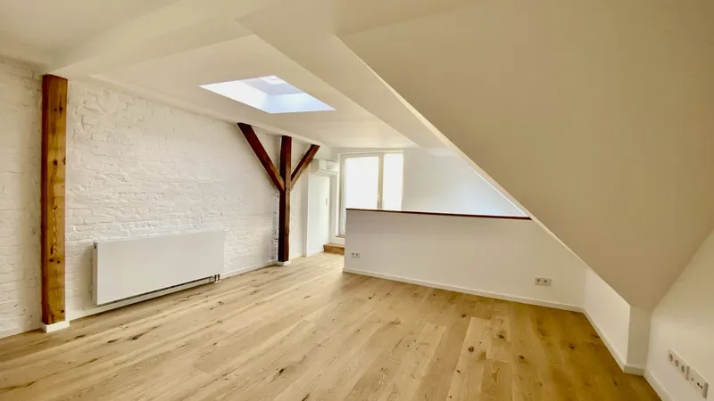 3-Zi. Maisonette-Wohnung mit großer Dachterrasse — photo 1